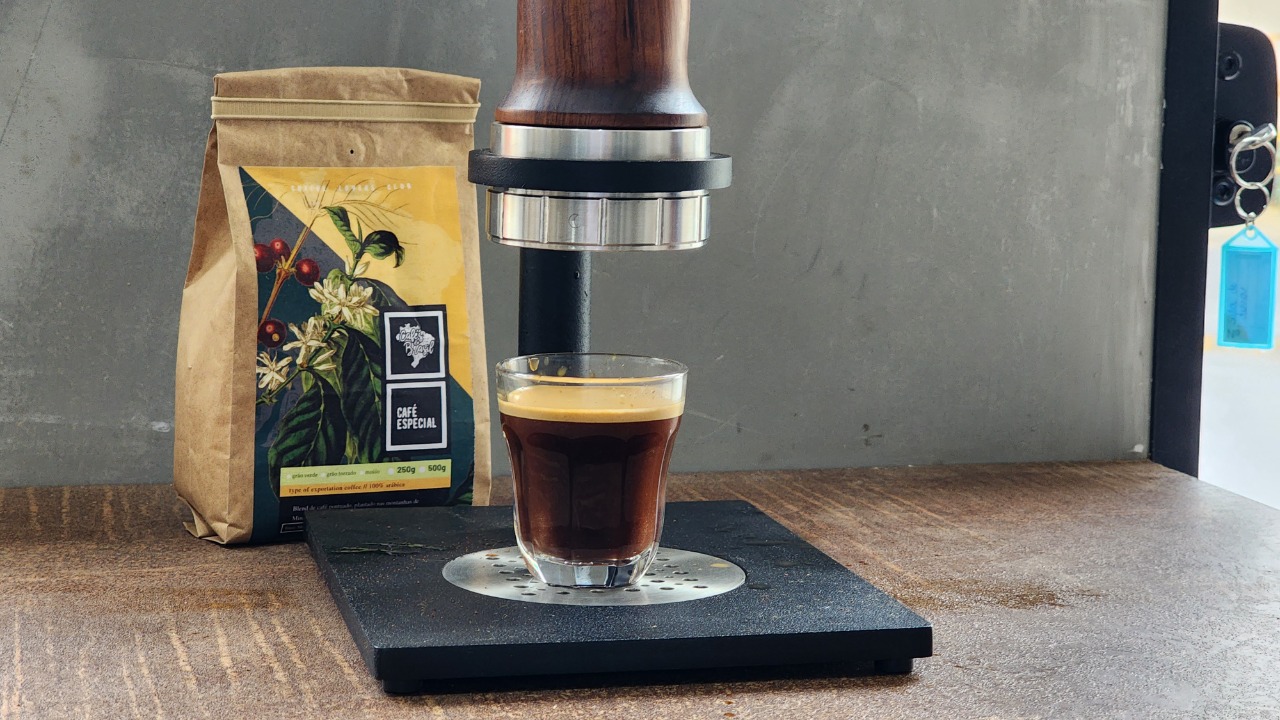 Espresso Aram, o 1º método de espresso brasileiro